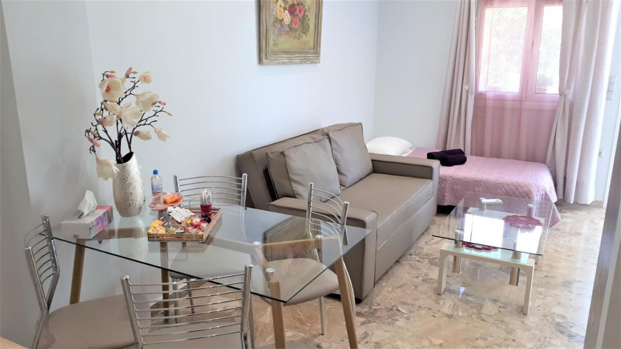 Iris Apartment Near Corfu Town Kontokali Exterior photo